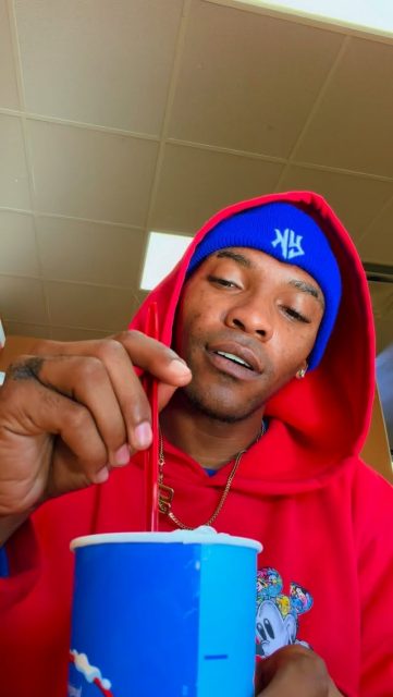 HOLY BRAIN FREEZE🥶
#dancer #dancetrend #dancetrends #santatellme #dqblizzard