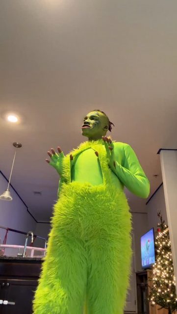 Maybe next year😝
#dancer #performence #grinchmas #grinchchristmas #christmas