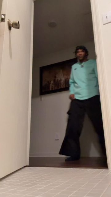 Hump Day Vibes 😎
#00 #dancer #performances #grooving #dancetrends