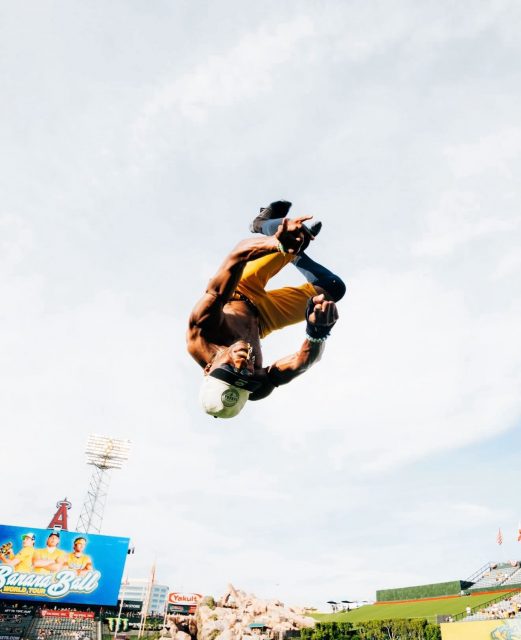 Great vibes with even Greater people
#savannahbananas #greatvibes #greatpeople #livelife