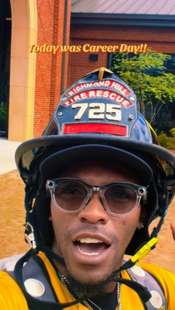 Career Day was SO fun!
#Careerday #savannahbananas #00 #bananaland #makememoriestogether