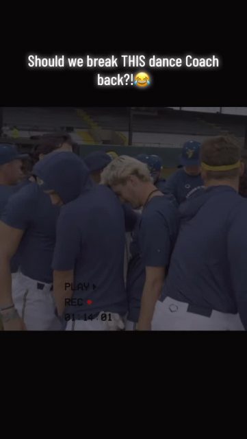 Should we bring Coach back?!👀
@coachgillum66 @coach_viro @coach.rac @kyle.luigs 
#savannahbananas #bananaland #bananaball #firstbasedancecoach #dancersworld