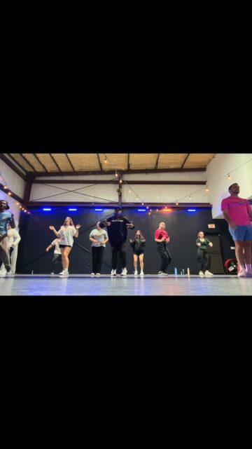 Maceo Mondays: “U A FREAK”
#hiphopdancer #danceclass #dancerlifestyle #choreographers #chingy